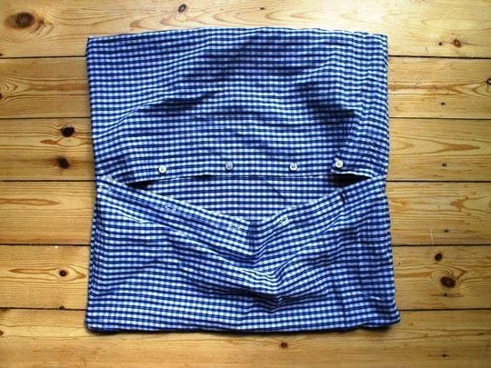 Подушка из старой рубашки