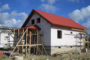 Этапы строительства дома из газобетона