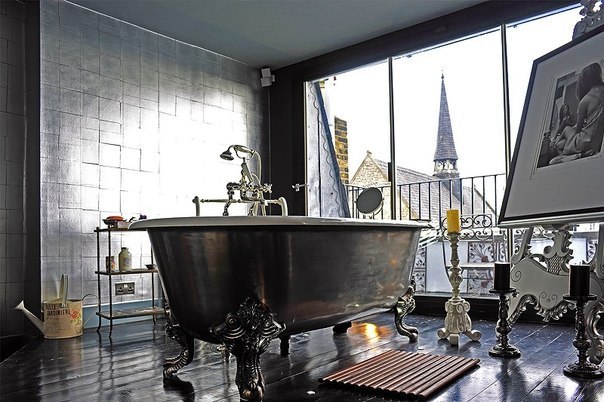 Роскошная ванная в стиле конца 19-го столетия.