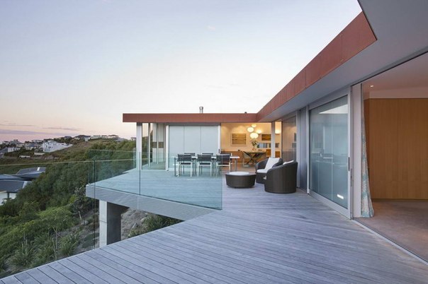 Дом на Красных Холмах (Casa Redcliffs) в Новой Зеландии от MAP Architects.