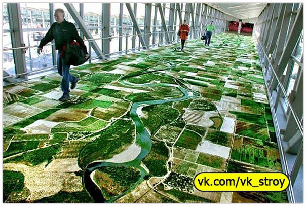 Необычное покрытие на полу аэропорта, имитирующее вид земли с самолета. Ставь лайк, если понравилась идея!