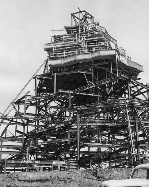 Фото строительства первого Диснейленда.