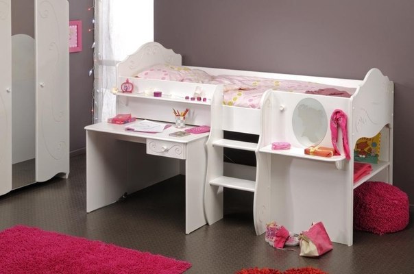 Кровать-чердак для детской комнаты