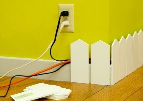 Креативный способ спрятать провода в комнате