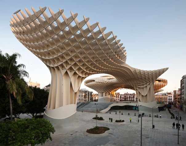 АРХИТЕКТУРНЫЕ ОБЪЕКТЫ: Metropol Parasol: гигантский деревянный «зонтик» над Севильей,Испания.