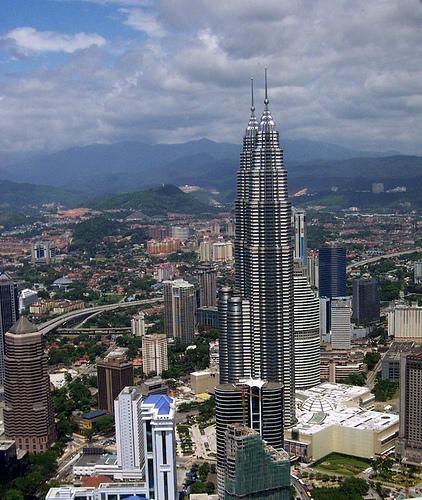 Башни Петронас. Куала-Лумпур, Малайзия.