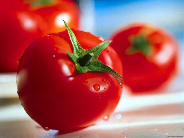 От негативного воздействия ультрафиолета может защитить средиземноморская диета. Ежедневное употребление в пищу 40 граммов томатного пюре в сочетании с 10 граммами оливкового масла повышает сопротивляемость кожи на 40 процентов.